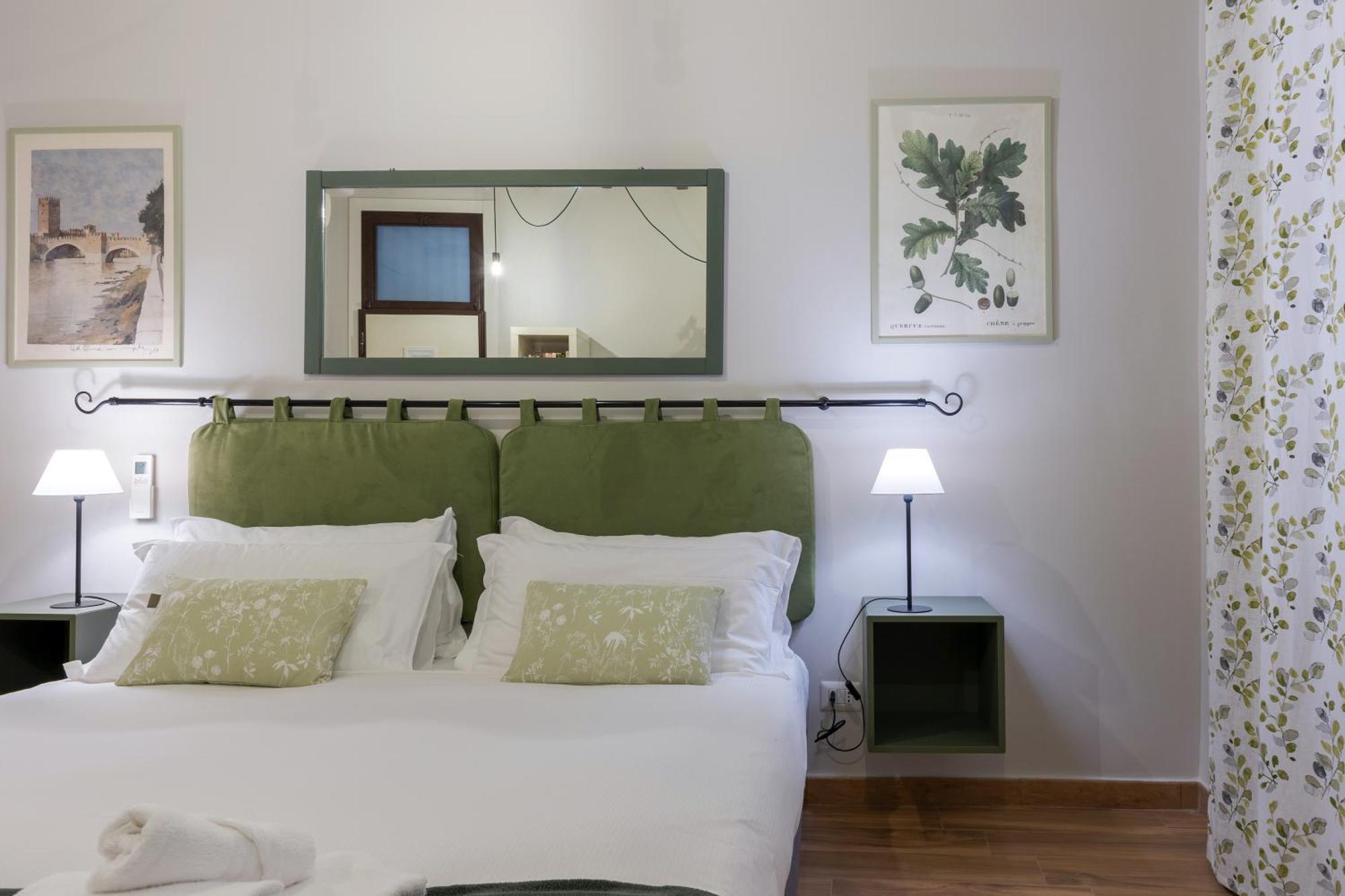 Rome As You Feel - Piazza Dei Satiri Apartments Luaran gambar