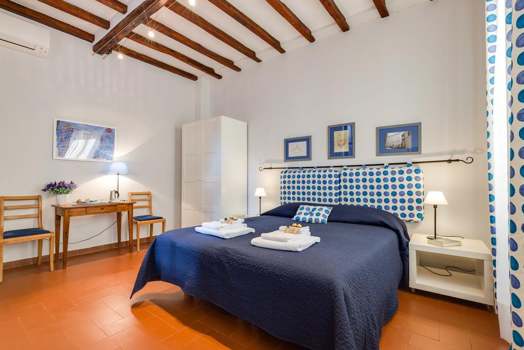 Rome As You Feel - Piazza Dei Satiri Apartments Luaran gambar