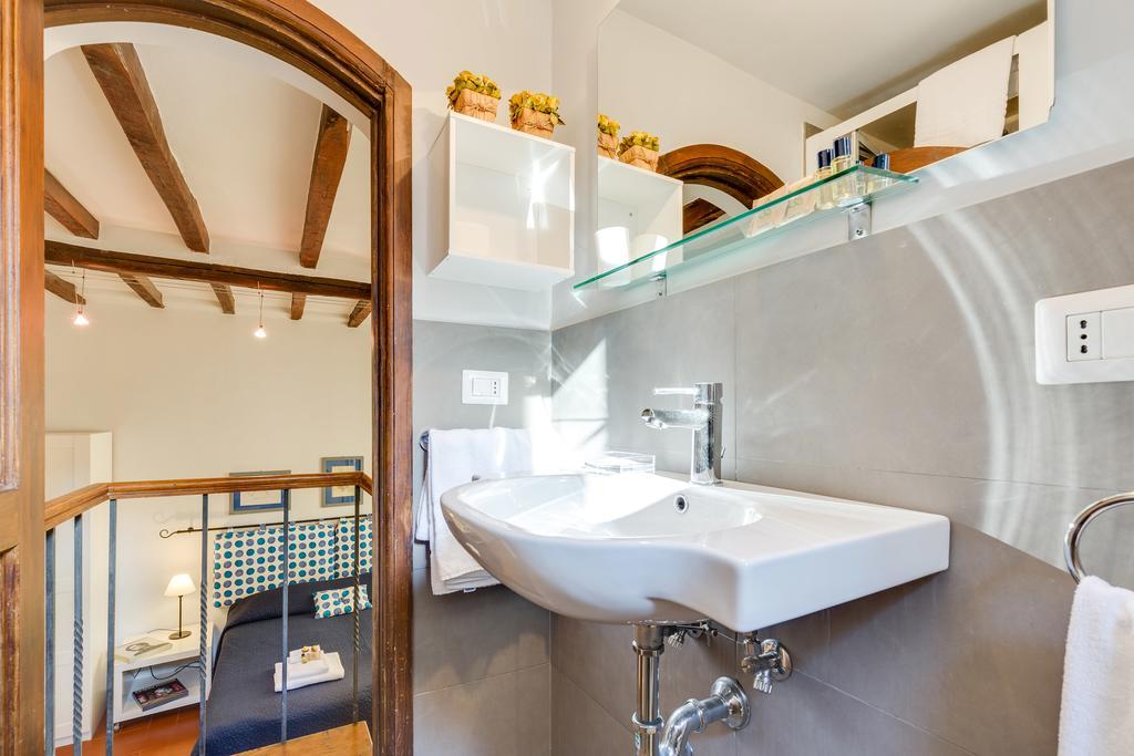 Rome As You Feel - Piazza Dei Satiri Apartments Luaran gambar