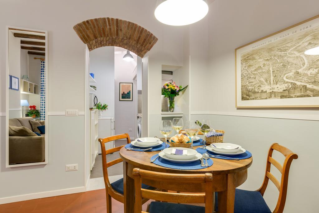 Rome As You Feel - Piazza Dei Satiri Apartments Luaran gambar