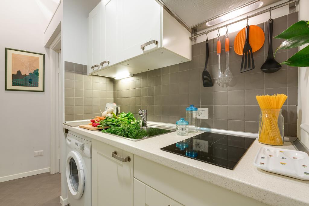 Rome As You Feel - Piazza Dei Satiri Apartments Luaran gambar