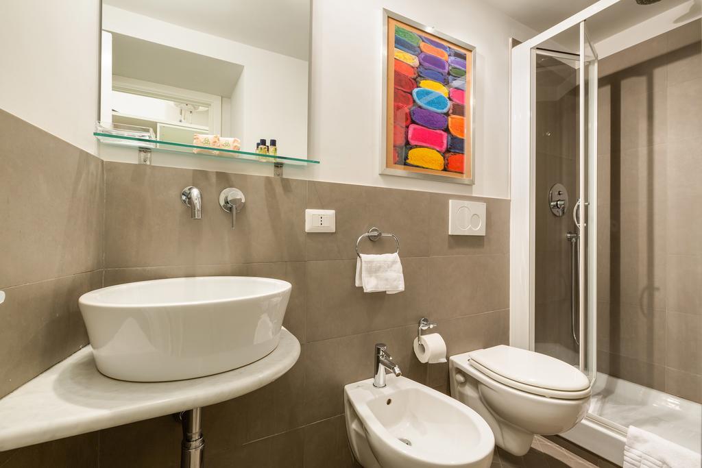 Rome As You Feel - Piazza Dei Satiri Apartments Luaran gambar